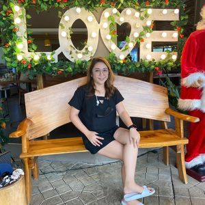 Meet your Posher, Joy romarie